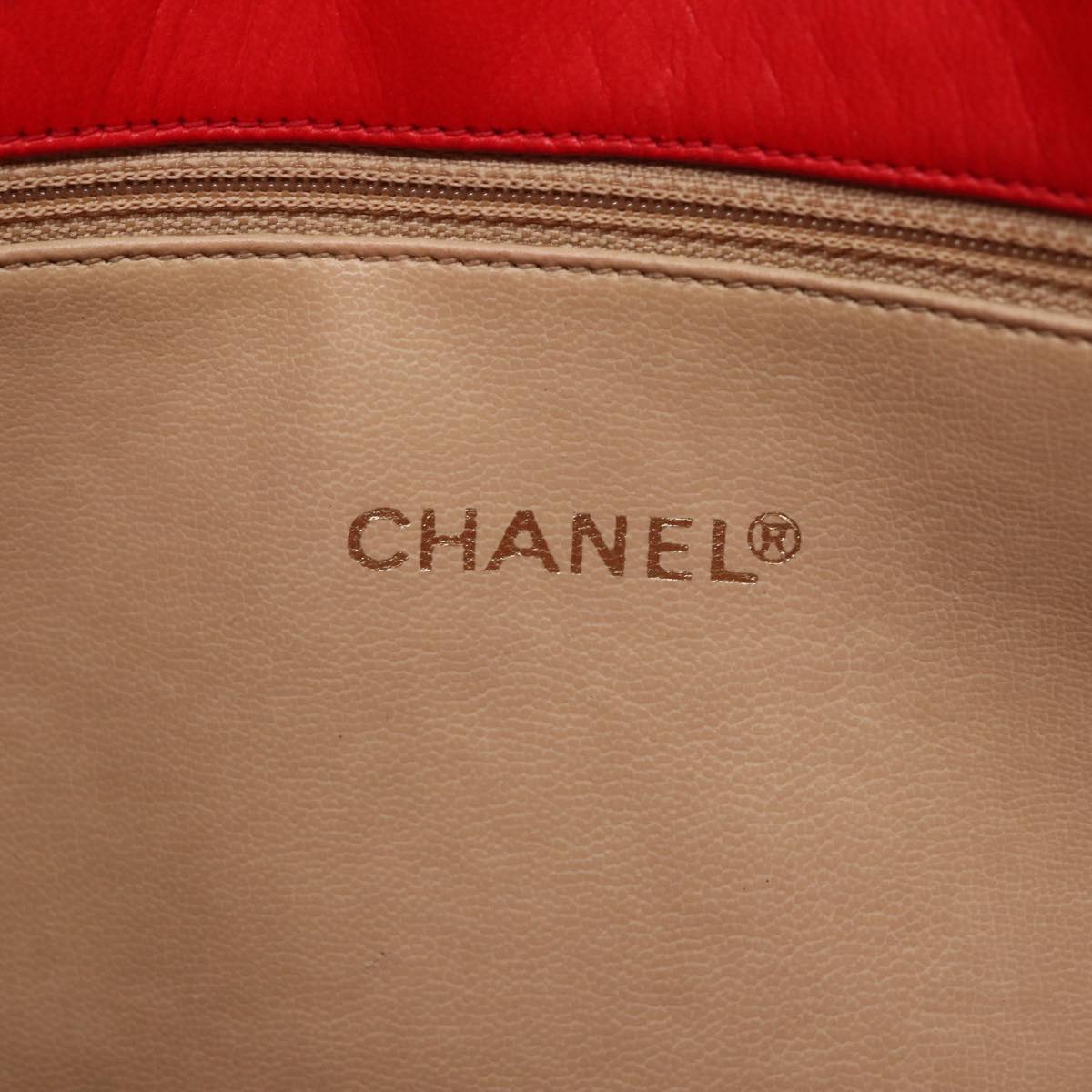 Top Quality Chanel Matelasse Chain Shoulder Bag Satin Red Gold CC Auth bs17153