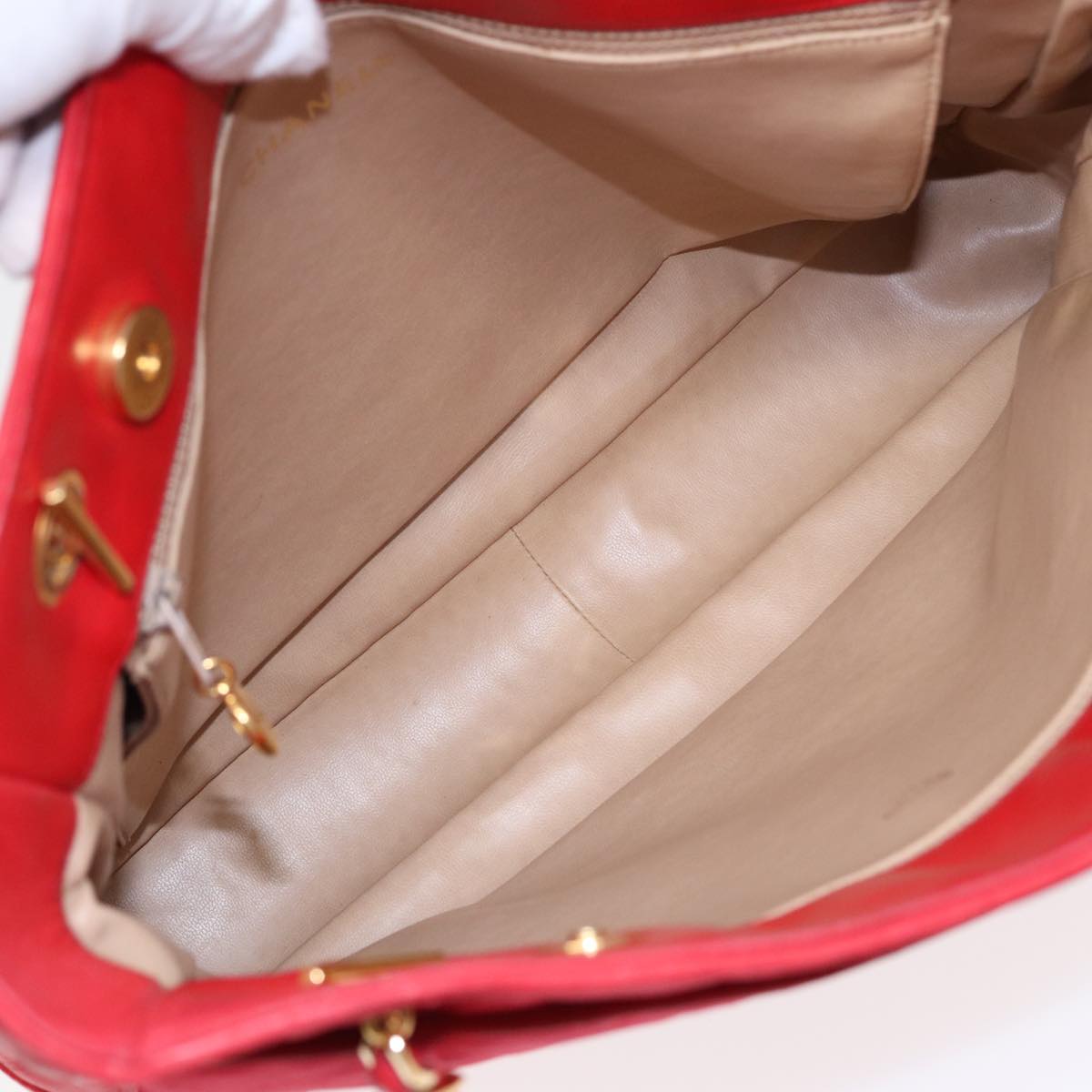 Top Quality Chanel Matelasse Chain Shoulder Bag Satin Red Gold CC Auth bs17153