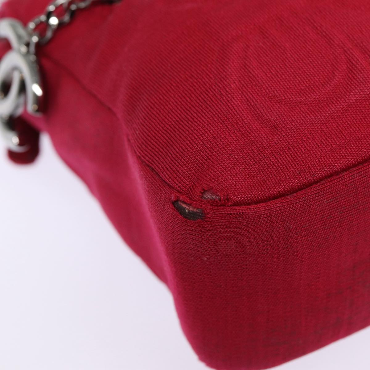Top Quality Chanel Matelasse Chain Shoulder Bag Cotton Red Silver CC Auth bs17224