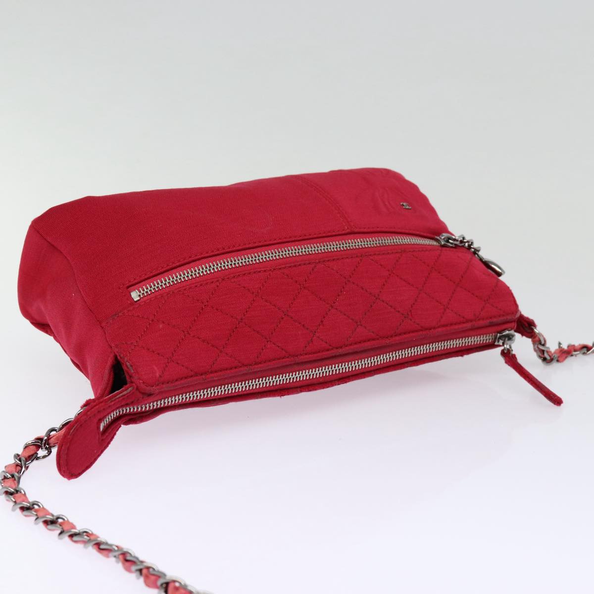 Top Quality Chanel Matelasse Chain Shoulder Bag Cotton Red Silver CC Auth bs17224