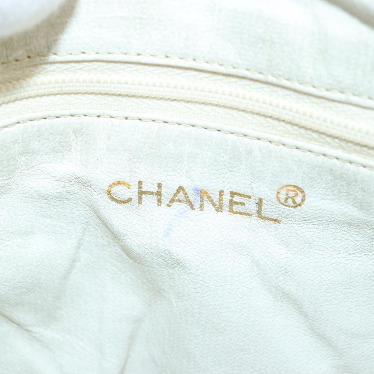 Top Quality Chanel Mademoiselle Chain Shoulder Bag Caviar Skin White Gold CC Auth bs17332