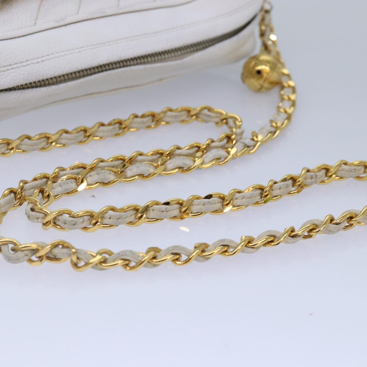 Top Quality Chanel Mademoiselle Chain Shoulder Bag Caviar Skin White Gold CC Auth bs17332