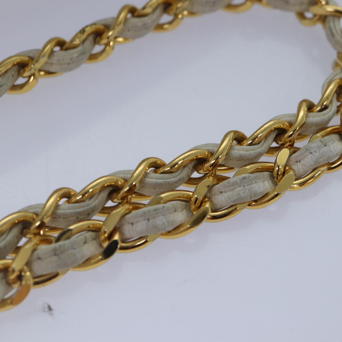 Top Quality Chanel Mademoiselle Chain Shoulder Bag Caviar Skin White Gold CC Auth bs17332