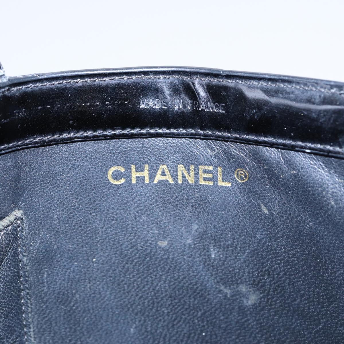 Top Quality Chanel Hand Bag Patent leather Black Gold CC Auth bs17486
