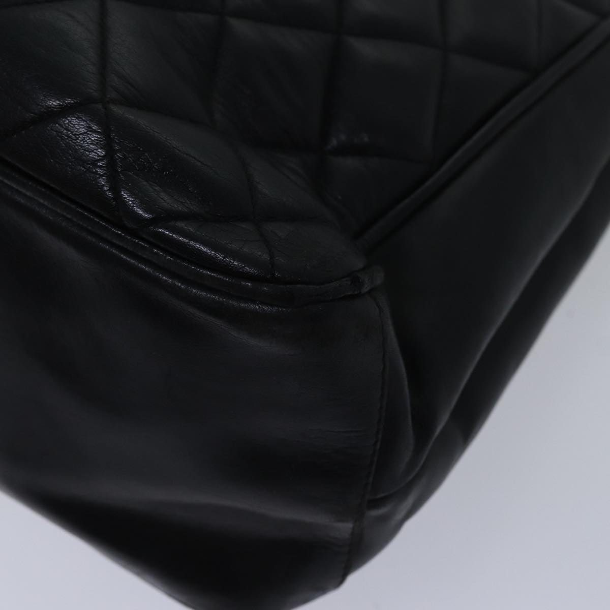 Top Quality Chanel Matelasse Chain Shoulder Bag Lamb Skin Black Gold CC Auth bs17535