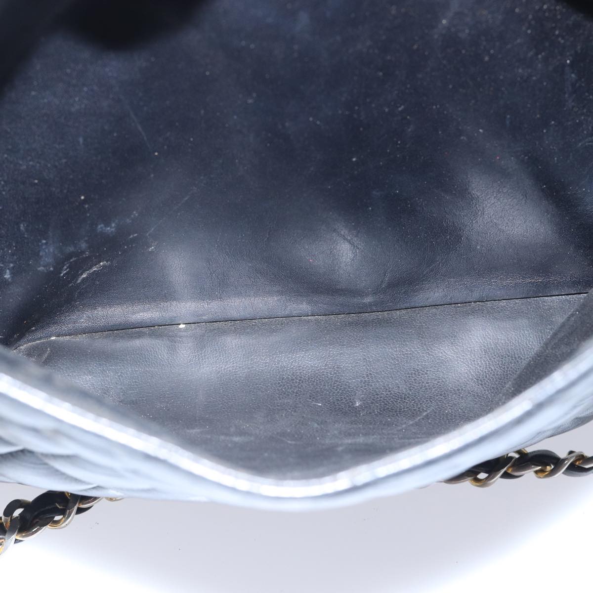 Top Quality Chanel Matelasse Chain Shoulder Bag Lamb Skin Black Gold CC Auth bs17535