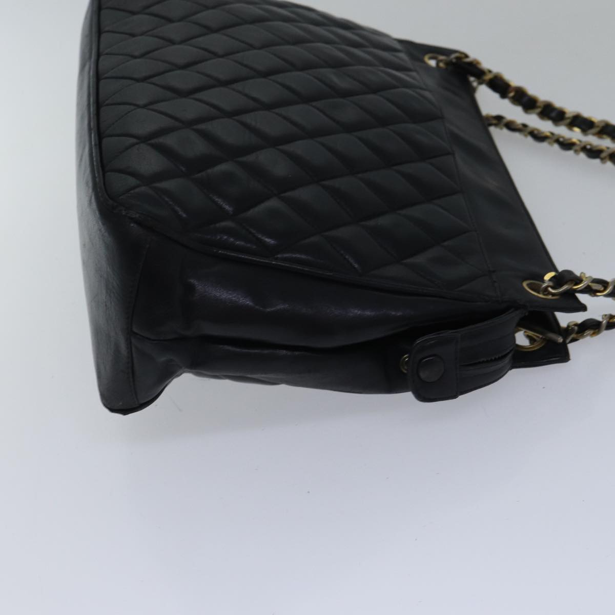 Top Quality Chanel Matelasse Chain Shoulder Bag Lamb Skin Black Gold CC Auth bs17535