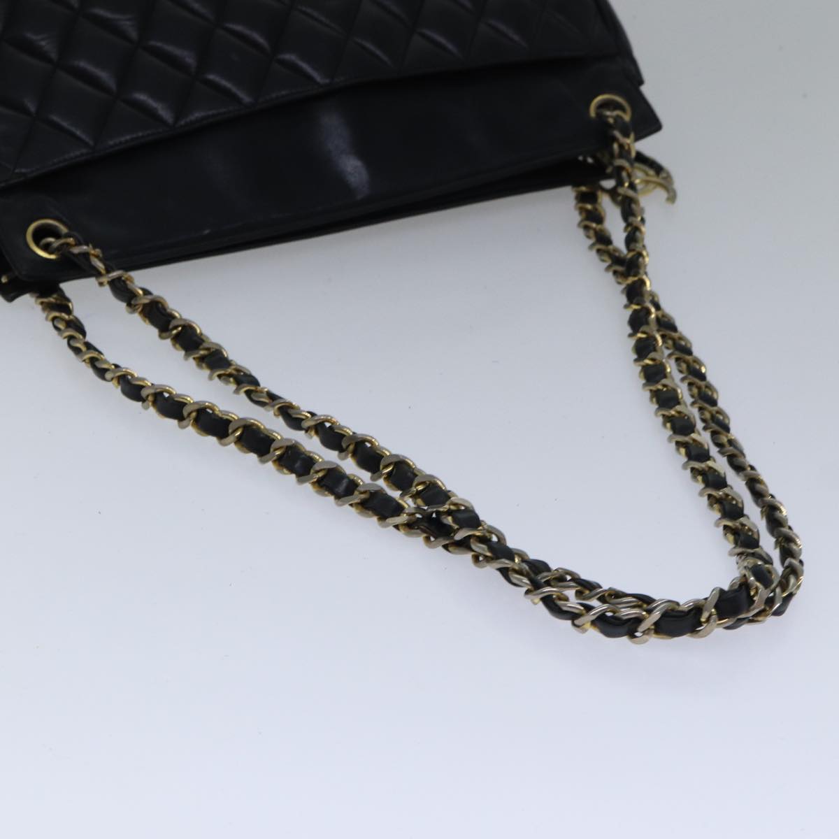 Top Quality Chanel Matelasse Chain Shoulder Bag Lamb Skin Black Gold CC Auth bs17535