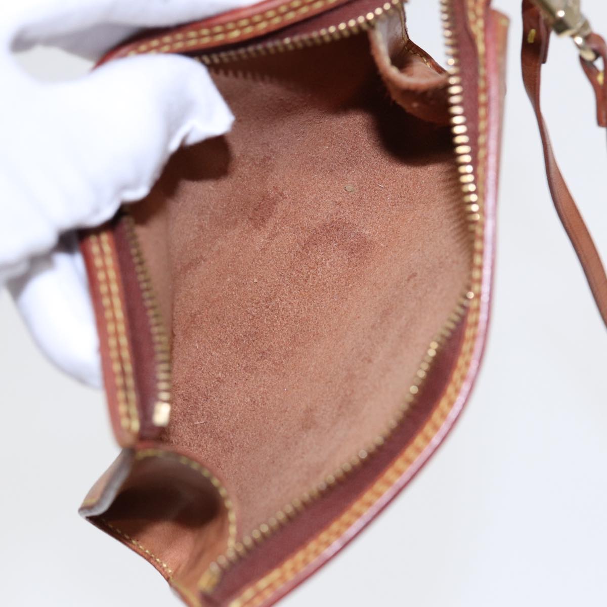 LOUIS VUITTON Nomad Cabas Ambre PM Pouch Leather Beige M92502 LV Auth bs17677