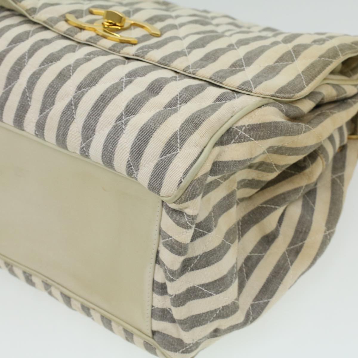 CHANEL Striped Matelasse Chain Shoulder Bag Canvas White Gray CC Auth bs3642