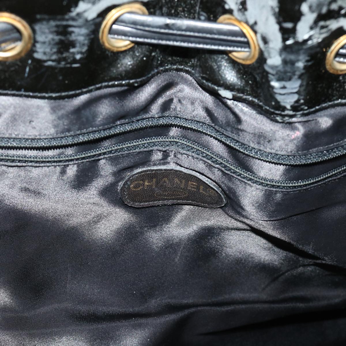CHANEL Shoulder Bag Patent leather Black CC Auth bs6675