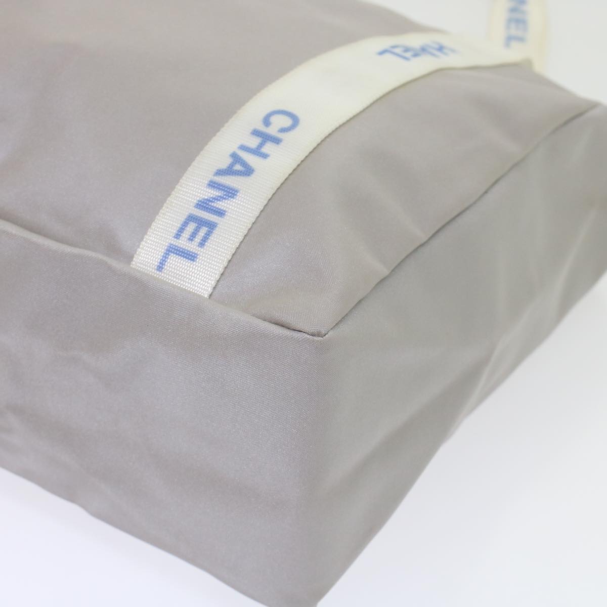 CHANEL Tote Bag Nylon Gray CC Auth bs6959