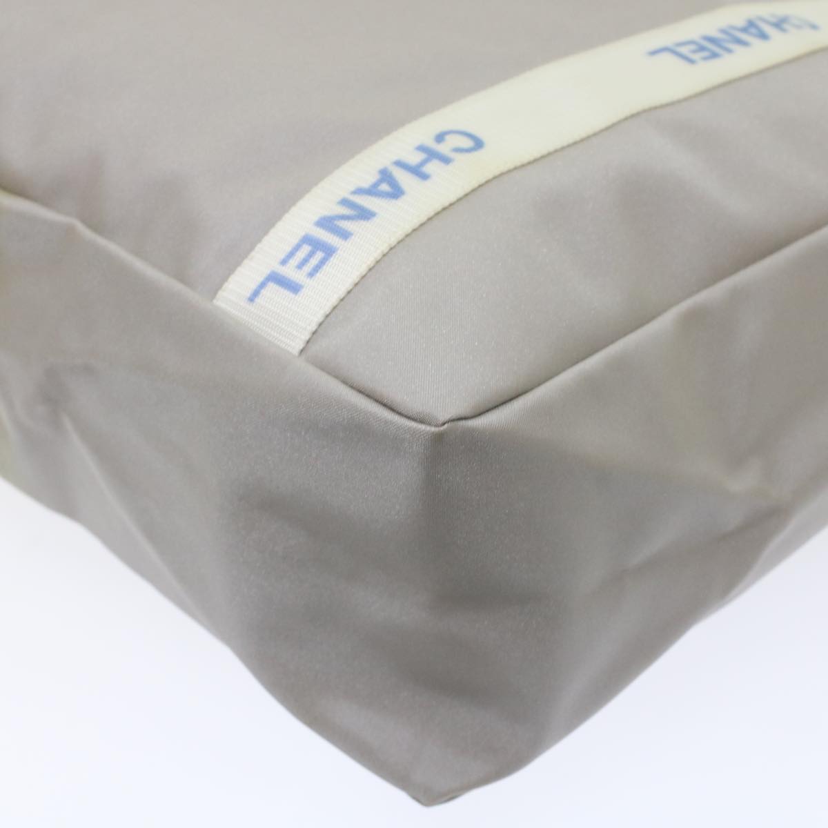 CHANEL Tote Bag Nylon Gray CC Auth bs6959