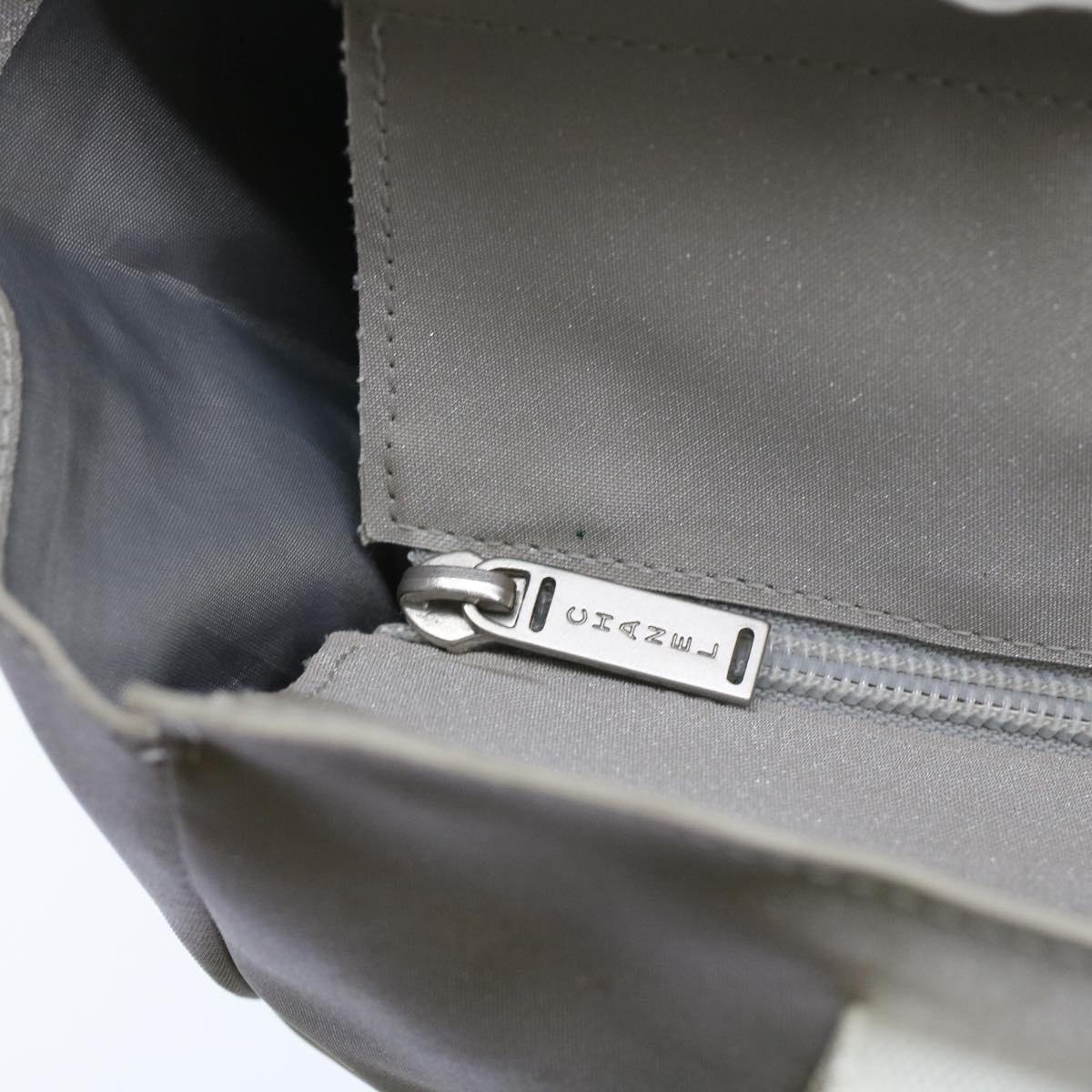 CHANEL Tote Bag Nylon Gray CC Auth bs6959