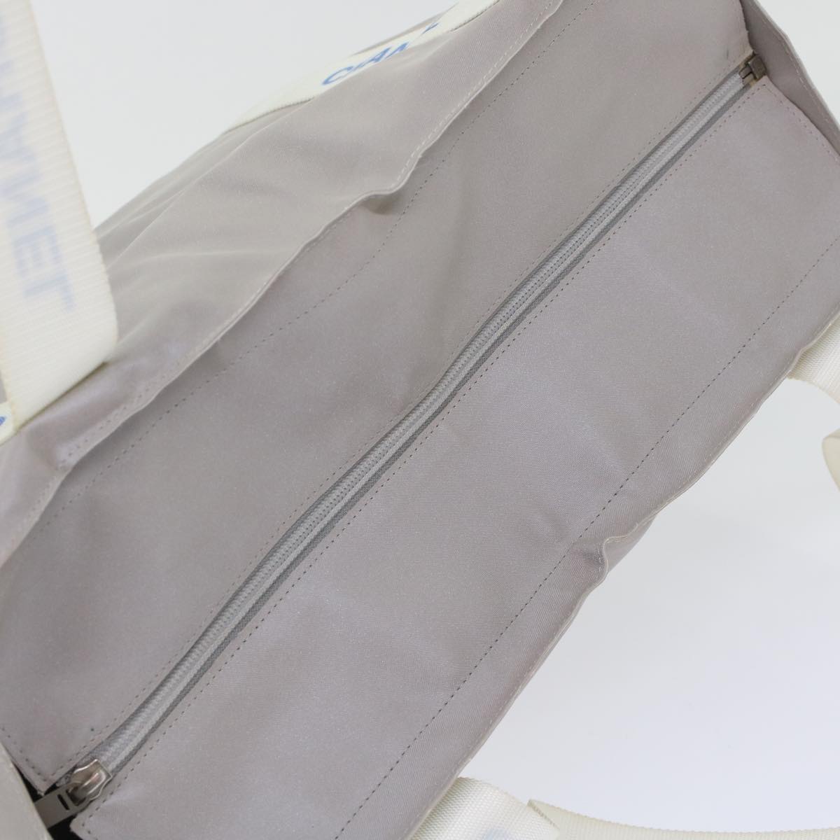 CHANEL Tote Bag Nylon Gray CC Auth bs6959