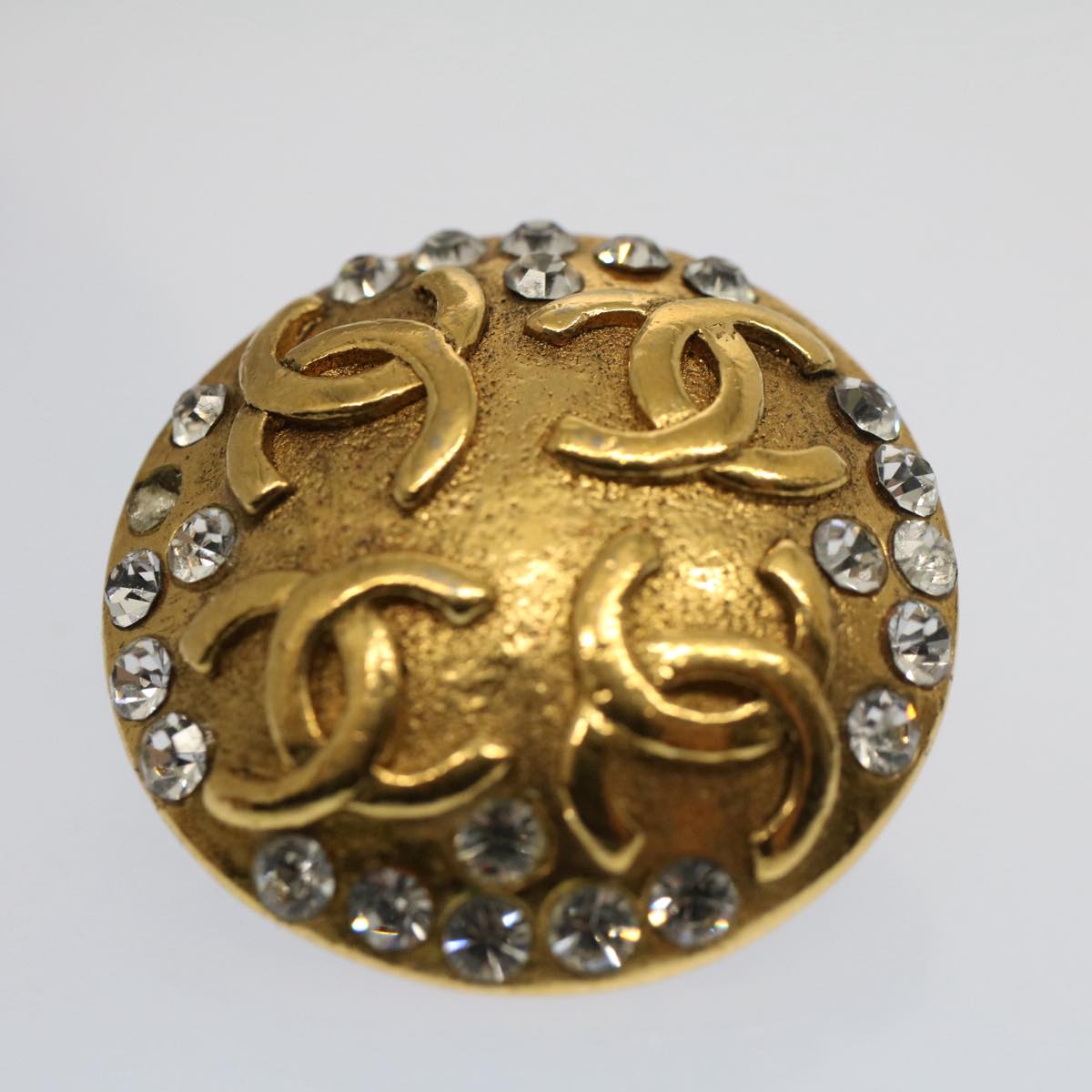 Top Quality Chanel Earring Gold Tone CC Auth bs7942