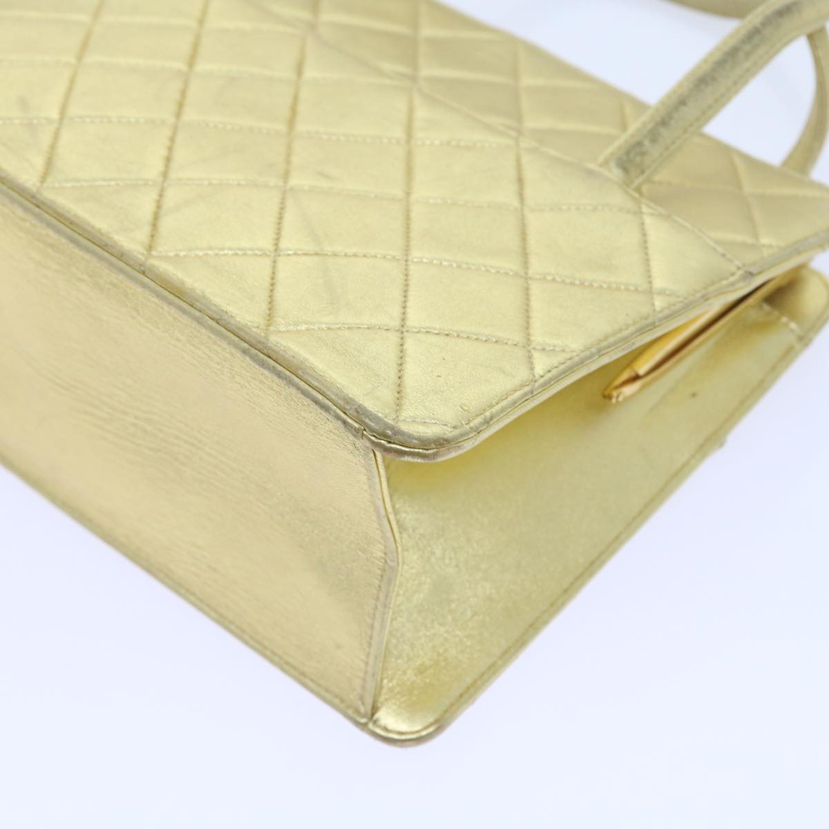 Top Quality Chanel Hand Bag Lamb Skin Gold Tone CC Auth bs9172