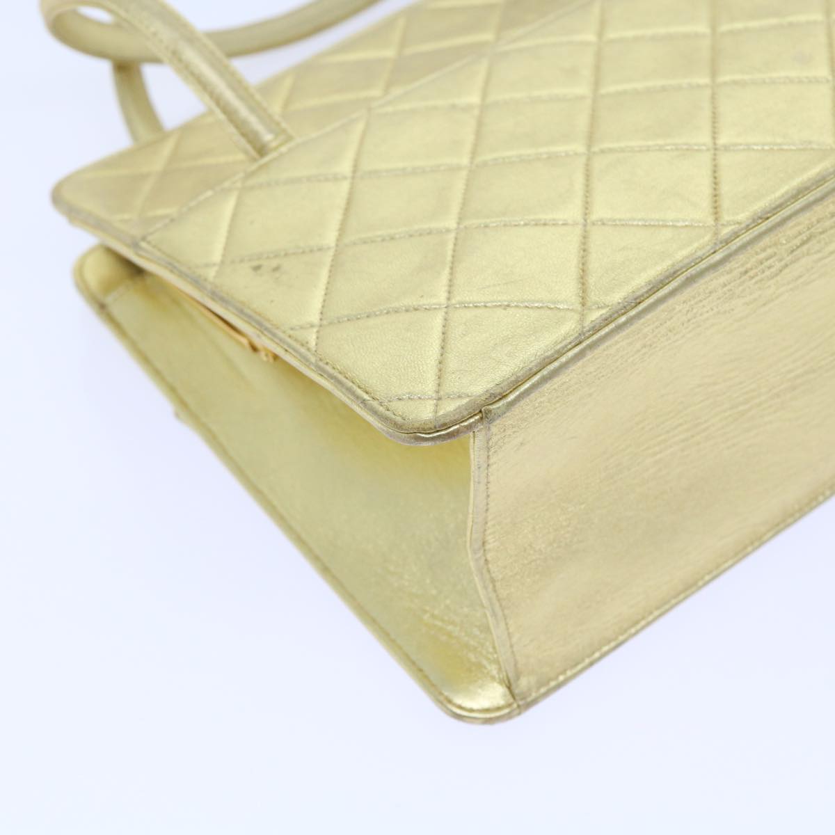Top Quality Chanel Hand Bag Lamb Skin Gold Tone CC Auth bs9172