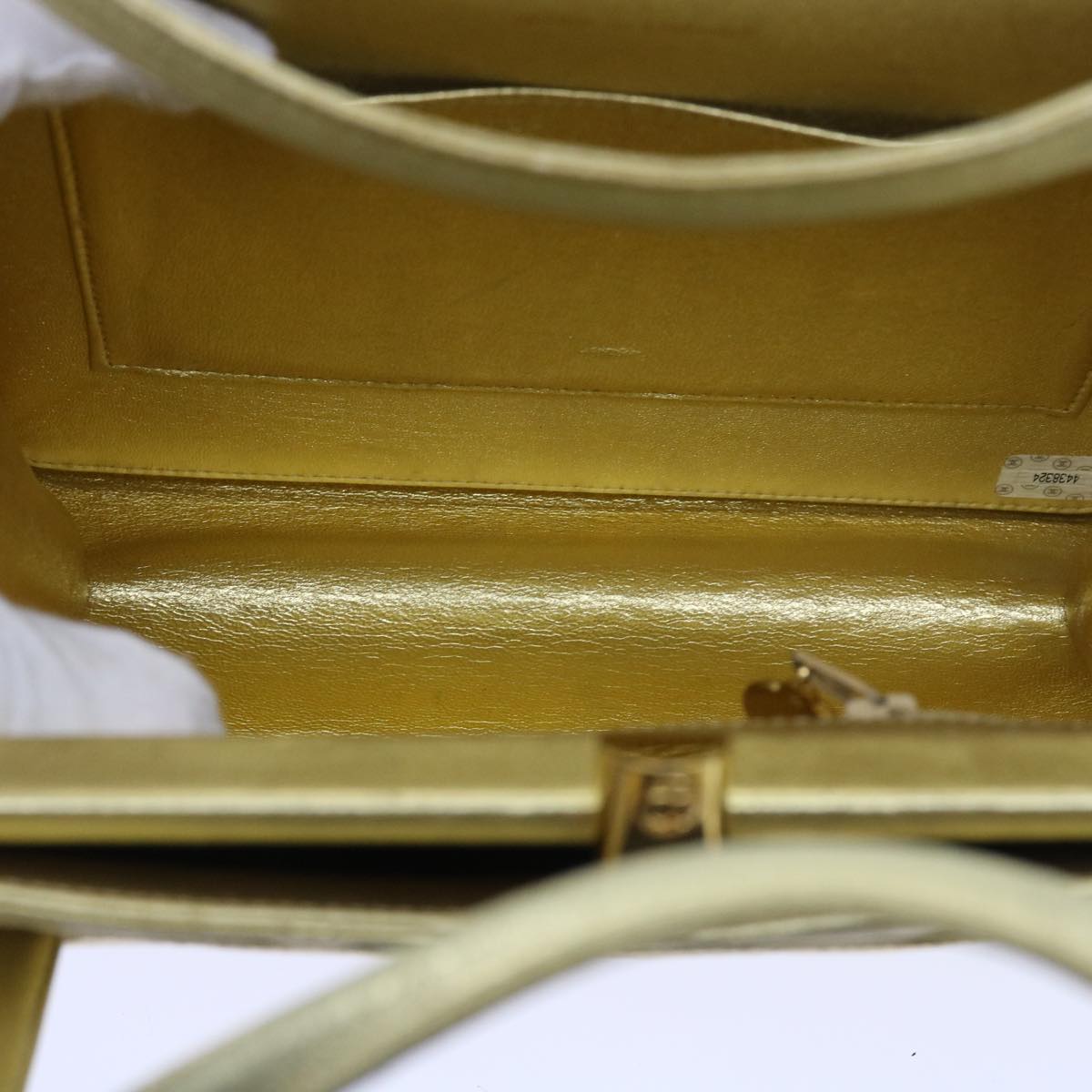 Top Quality Chanel Hand Bag Lamb Skin Gold Tone CC Auth bs9172