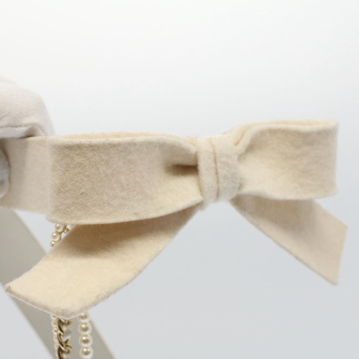 CHANEL Pearl Belt Wool 80/32 37.4" White CC Auth bs9177