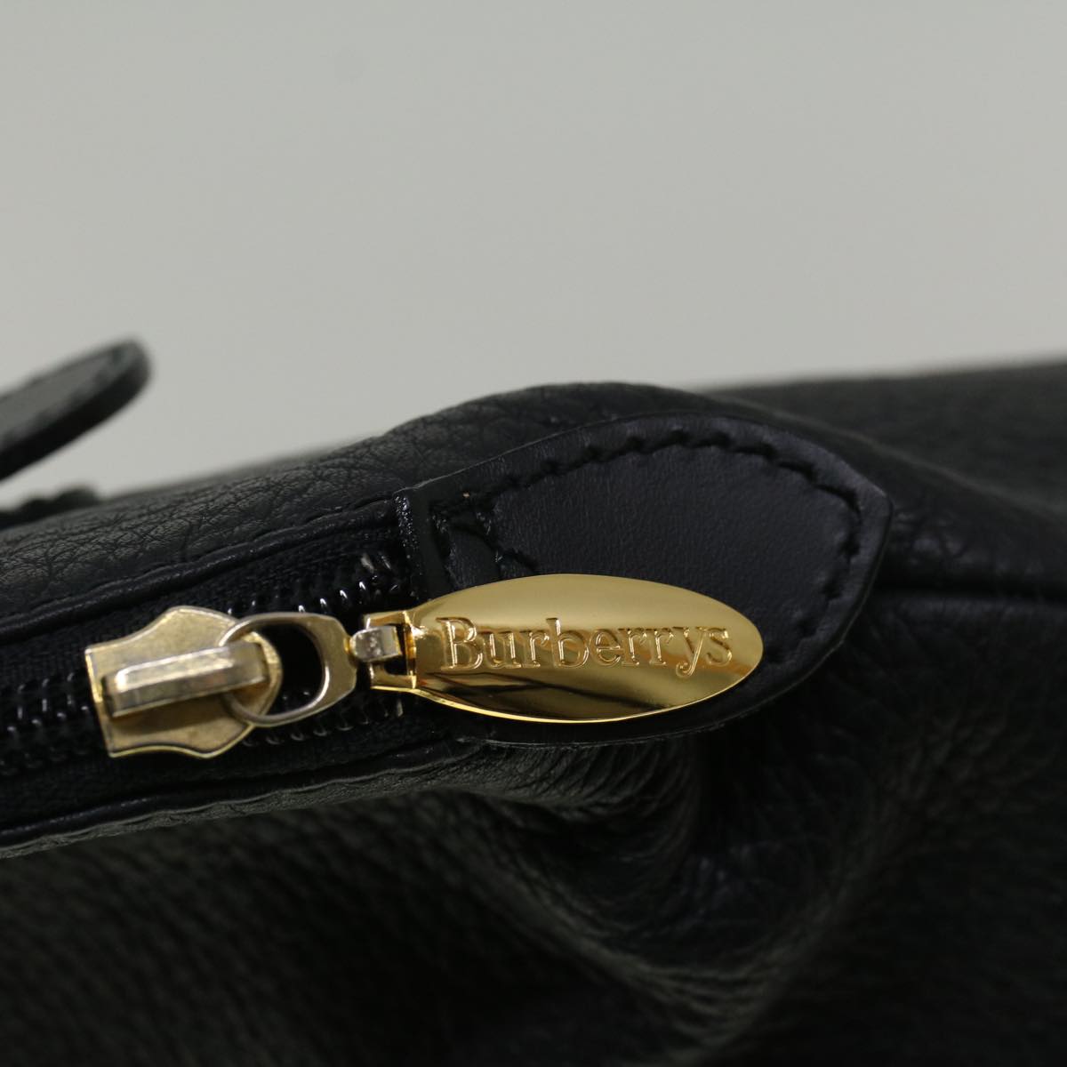 BURBERRYSs Hand Bag Leather Black Auth bs9530