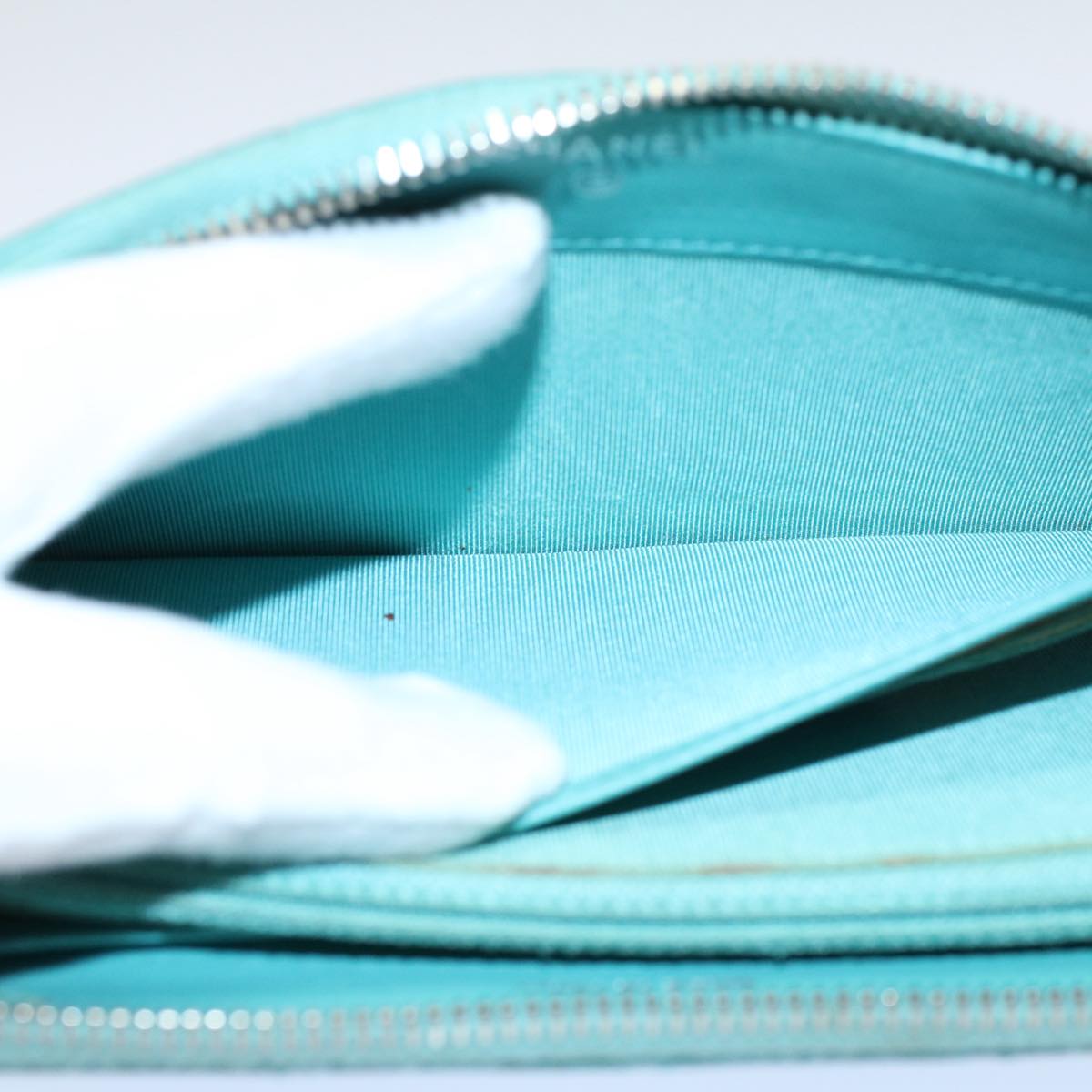 Top Quality Chanel Matelasse Wallet Lamb Skin Turquoise Blue CC Auth bs9740
