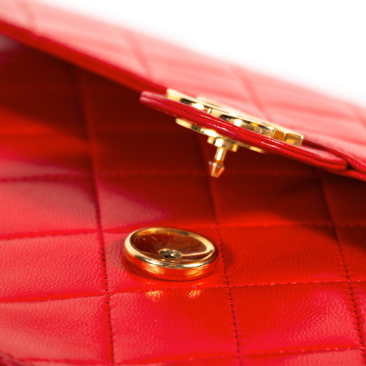 Chanel Quilted Chain Shoulder Bag