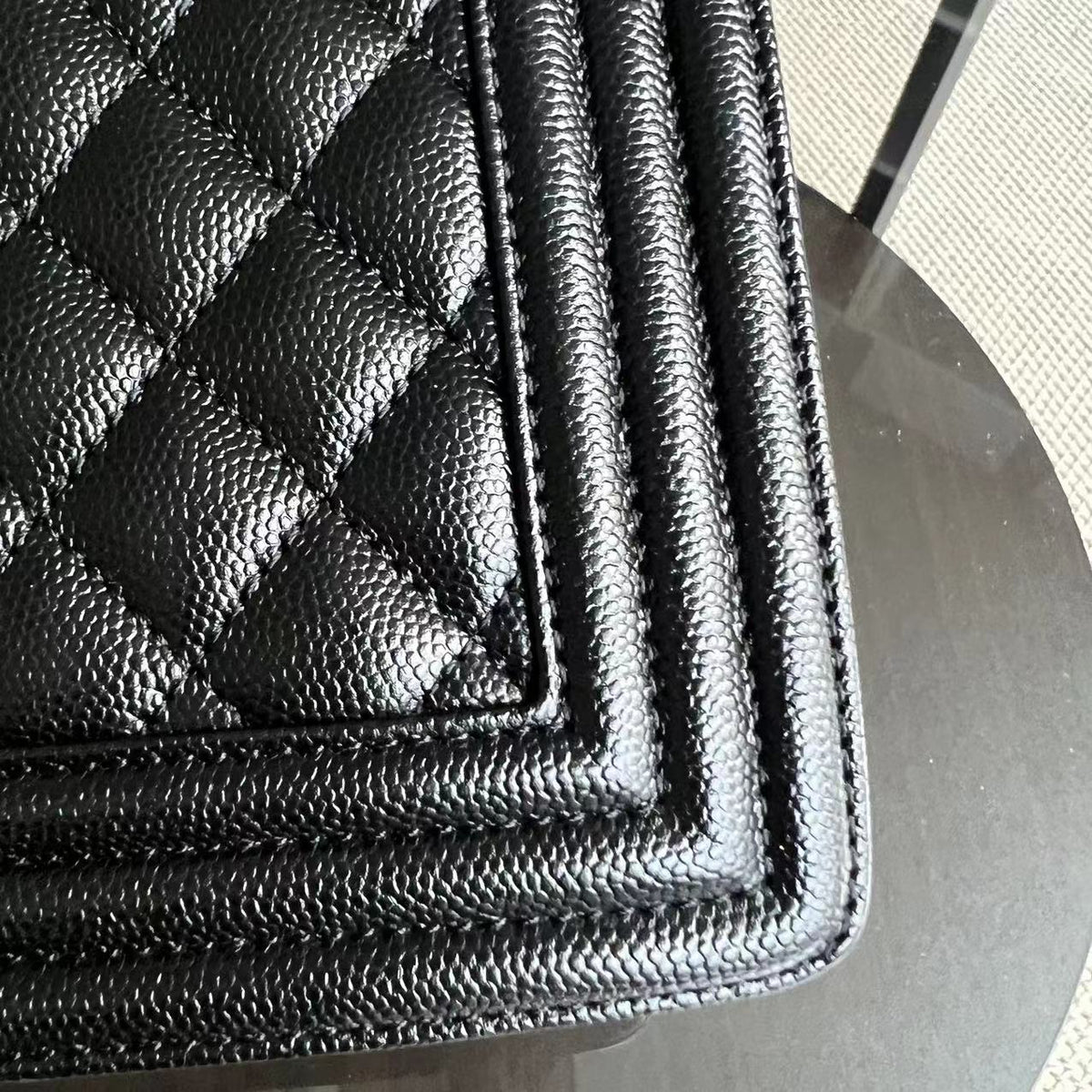 *Like New* Caviar New Medium Boy 28CM Quilted Grained Calfskin Black Ruthenium Silver Hardware Series 27
