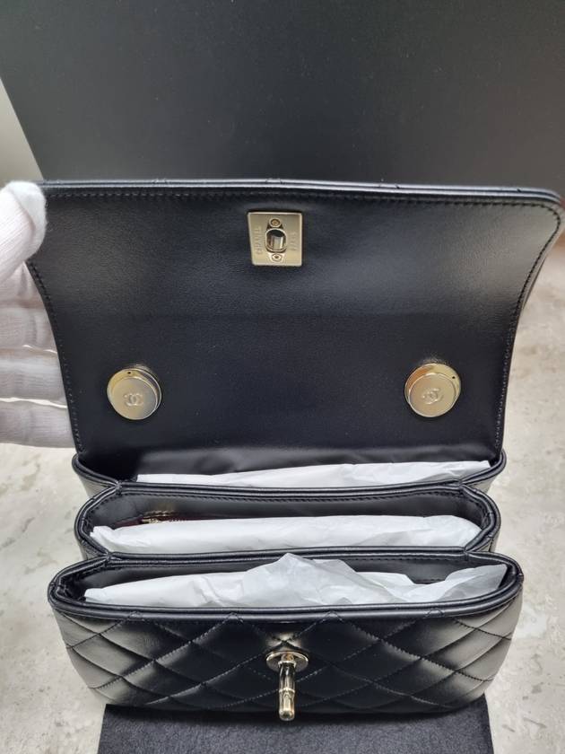 Gold CC Logo Flap Cross Bag Black Chanel