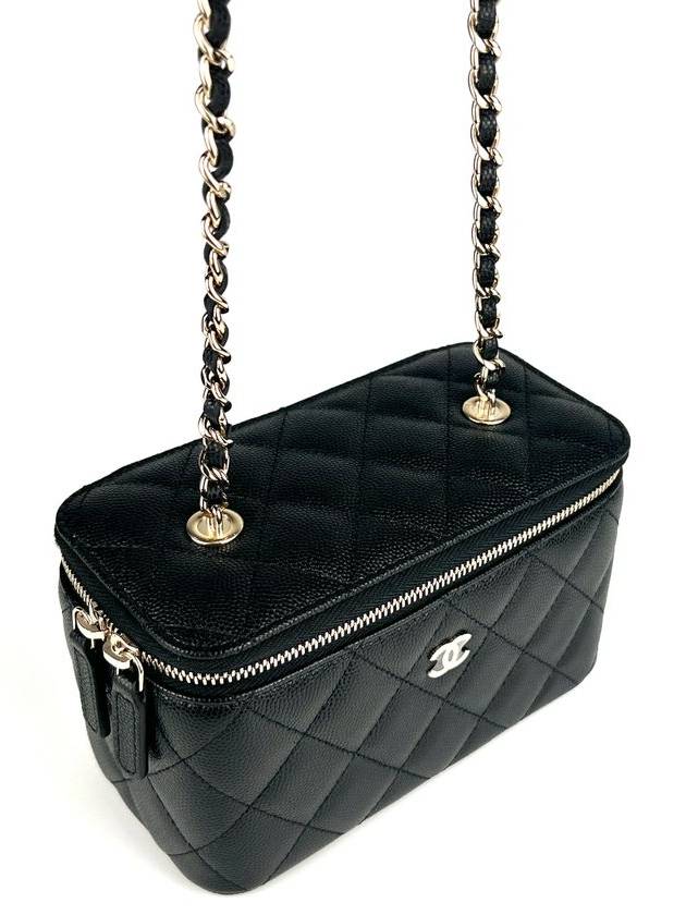 Classic Cosmetic Case Small Grained Calfskin Cross Bag Black Chanel