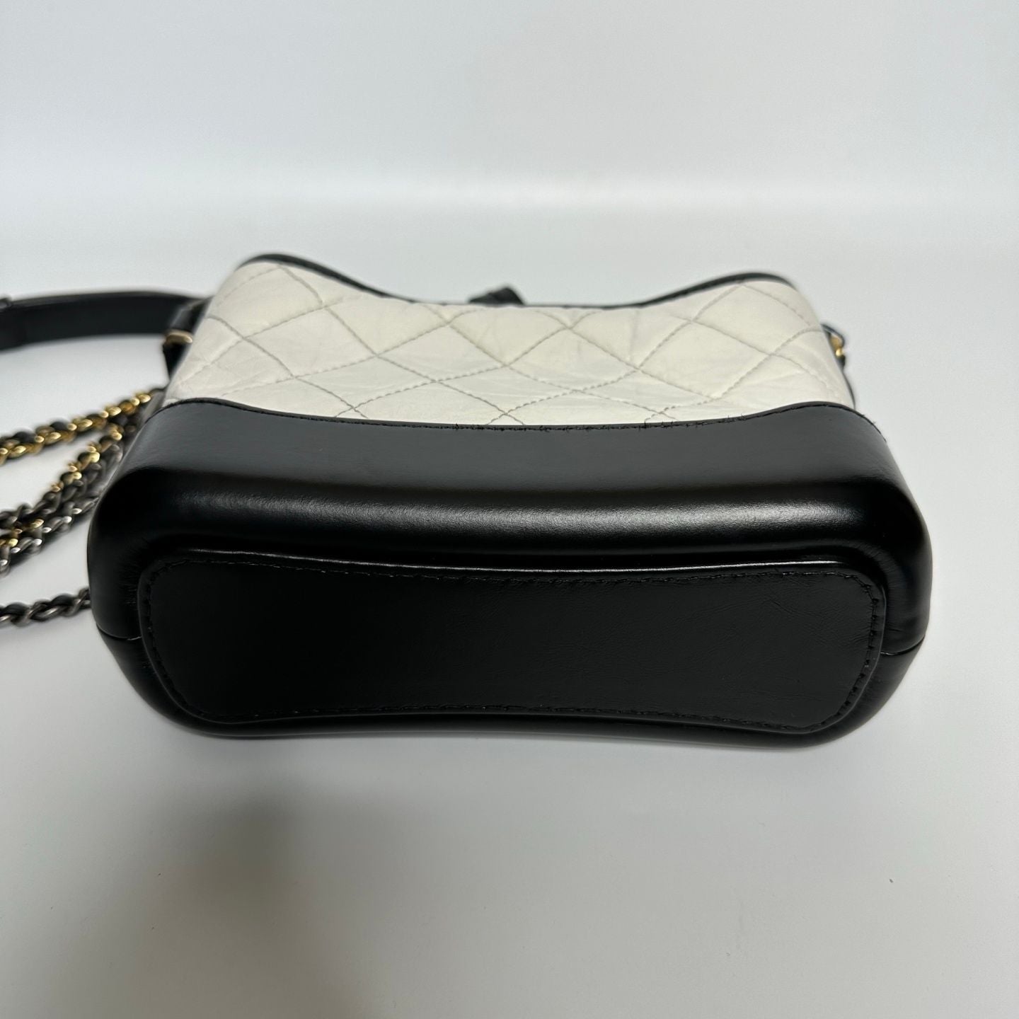Chanel White/Black Leather Gabrielle Shoulder Bag - NG102618