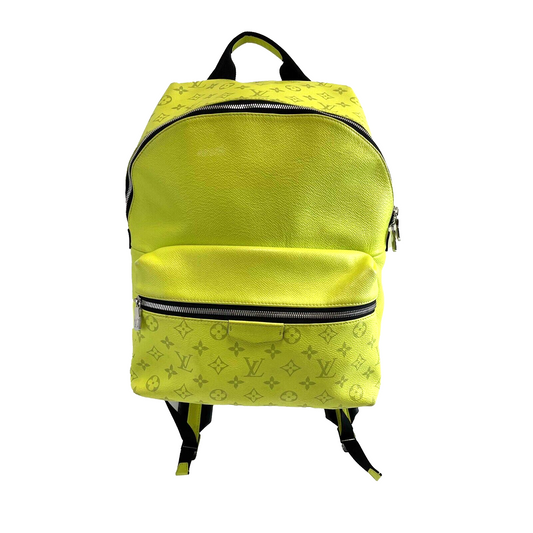 LOUIS VUITTON Taiga Monogram Discovery Backpack Neon Yellow