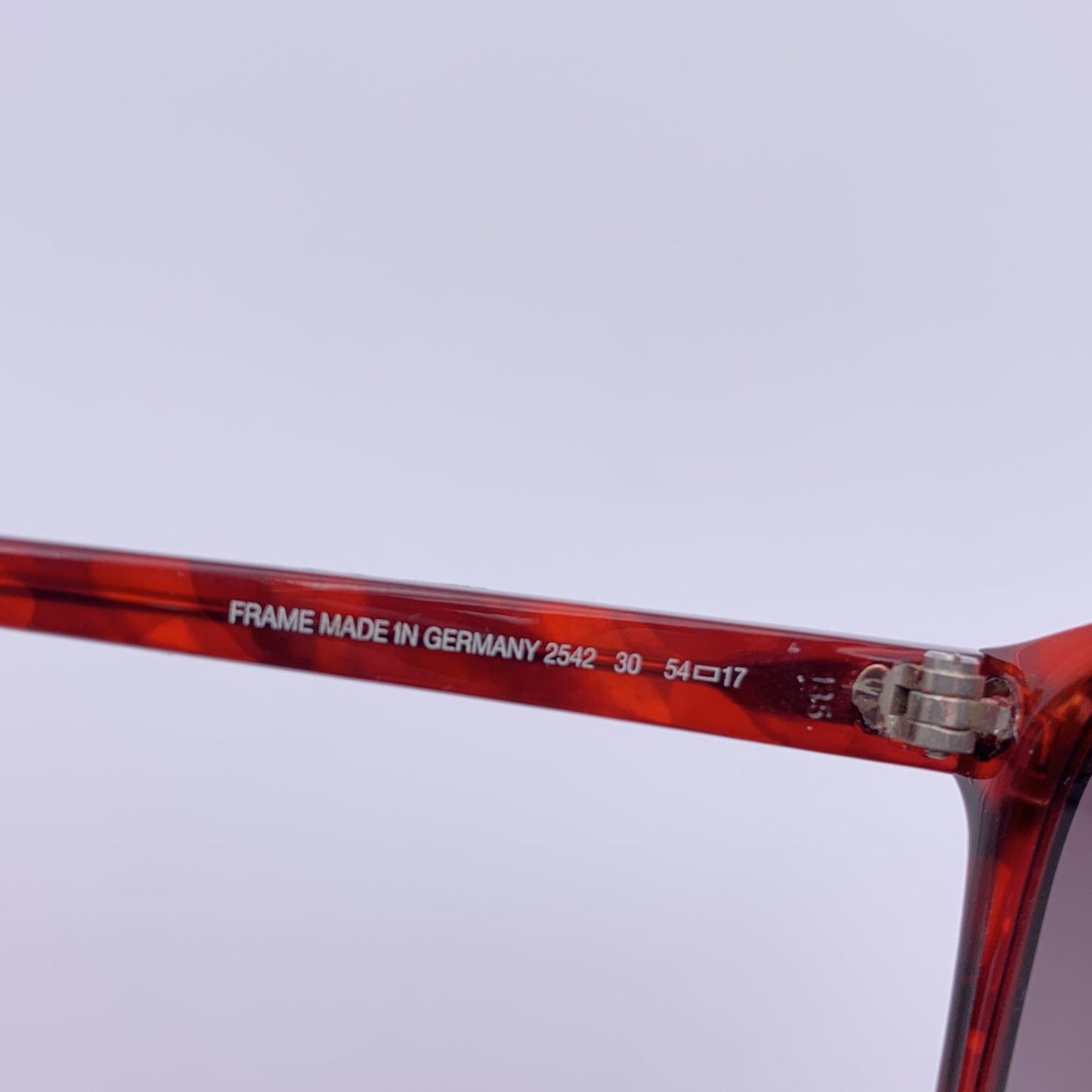 CHRISTIAN DIOR Vintage Burgundy Sunglasses 2542 30 Optyl 54/17 135Mm