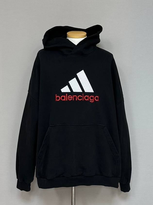 Luxury Balenciaga  x Adidas Mountain Hoodie 115