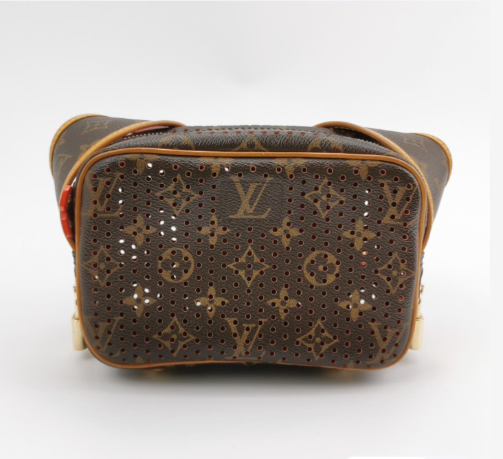 Preloved Louis Vuitton (LV) bag 19cm brown 24082278834643