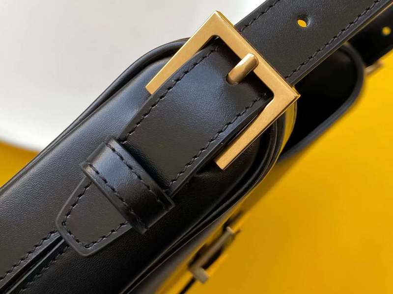 Yves Saint Laurent - Bags - The Wells Bags  186