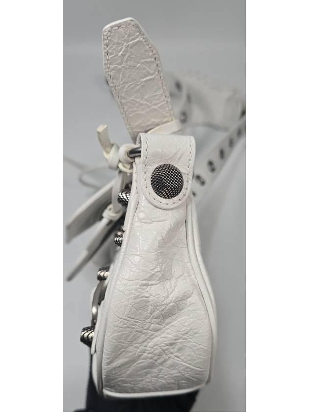 Luxury Balenciaga  Le Cargol xs shoulder bag