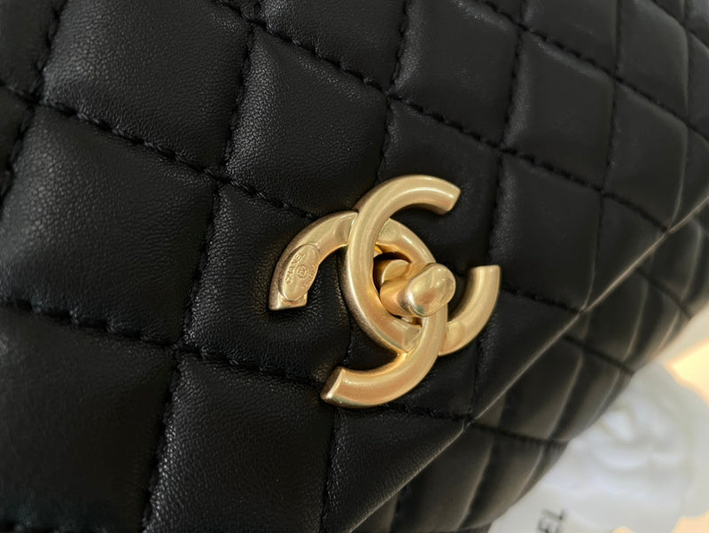 The Arid Bag Shop  Chanel Bags - 687