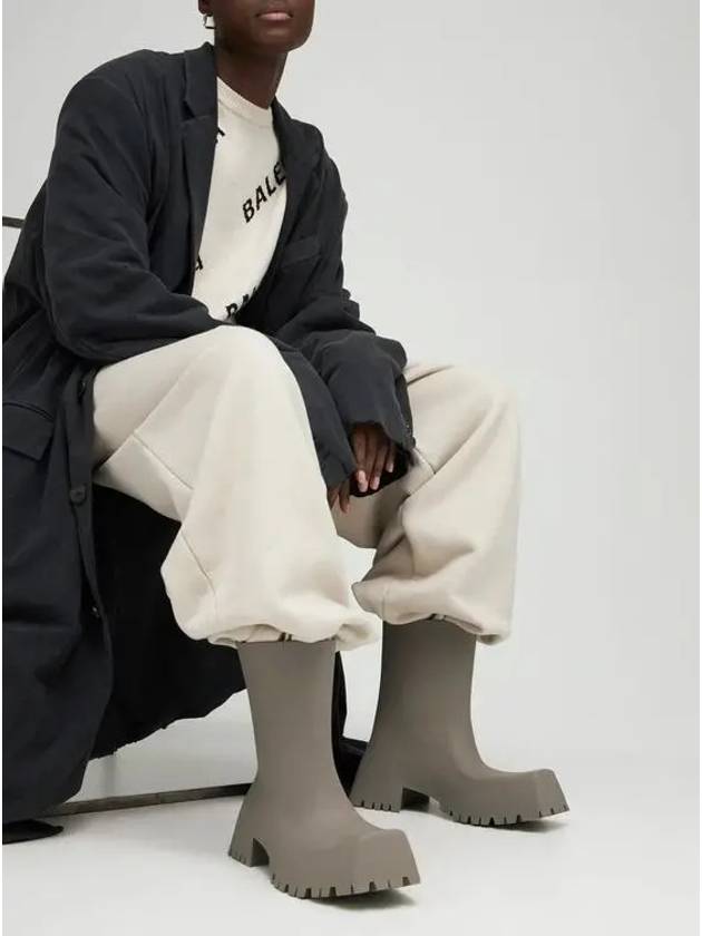 Luxury Balenciaga  Square Toe Rubber Rain Boots Beige