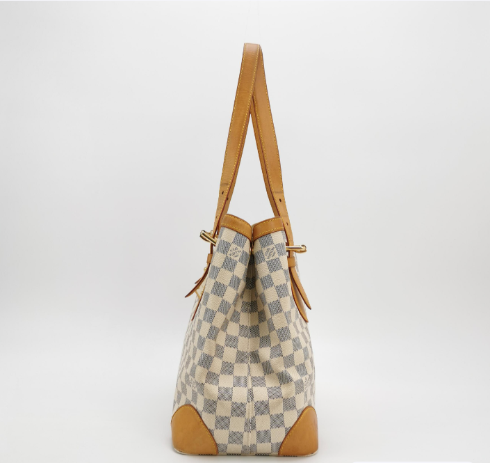 Preloved Louis Vuitton (LV)Hampstead MM Bag White 250203781048434