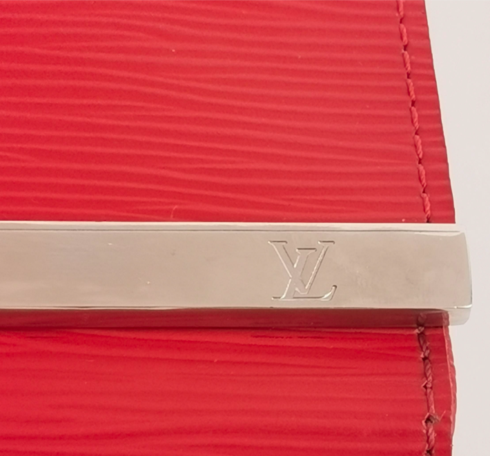 Preloved Louis Vuitton (LV) shoulder red Bag 27.5cm 23070578347974