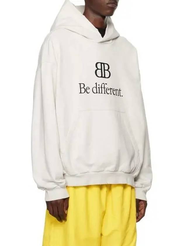 Luxury Balenciaga  BB Logo Print Hoodie Cream