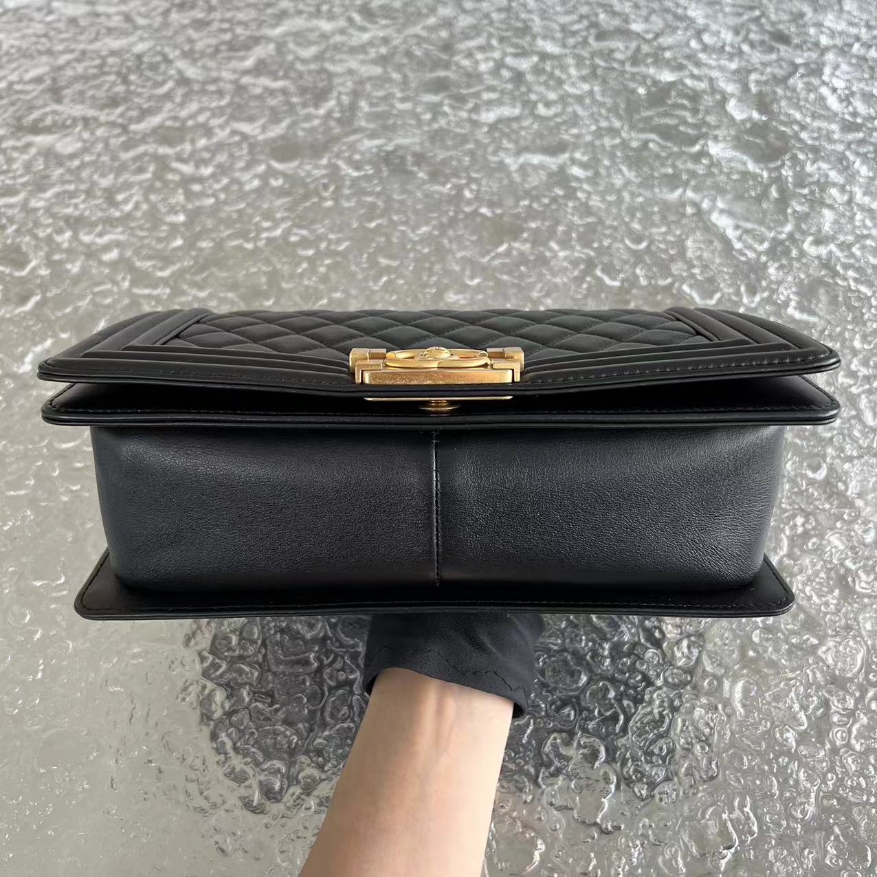 *Calfskin* Boy Old Medium 25CM Quilted Calfskin Black Leboy Golden Hardware Series 20