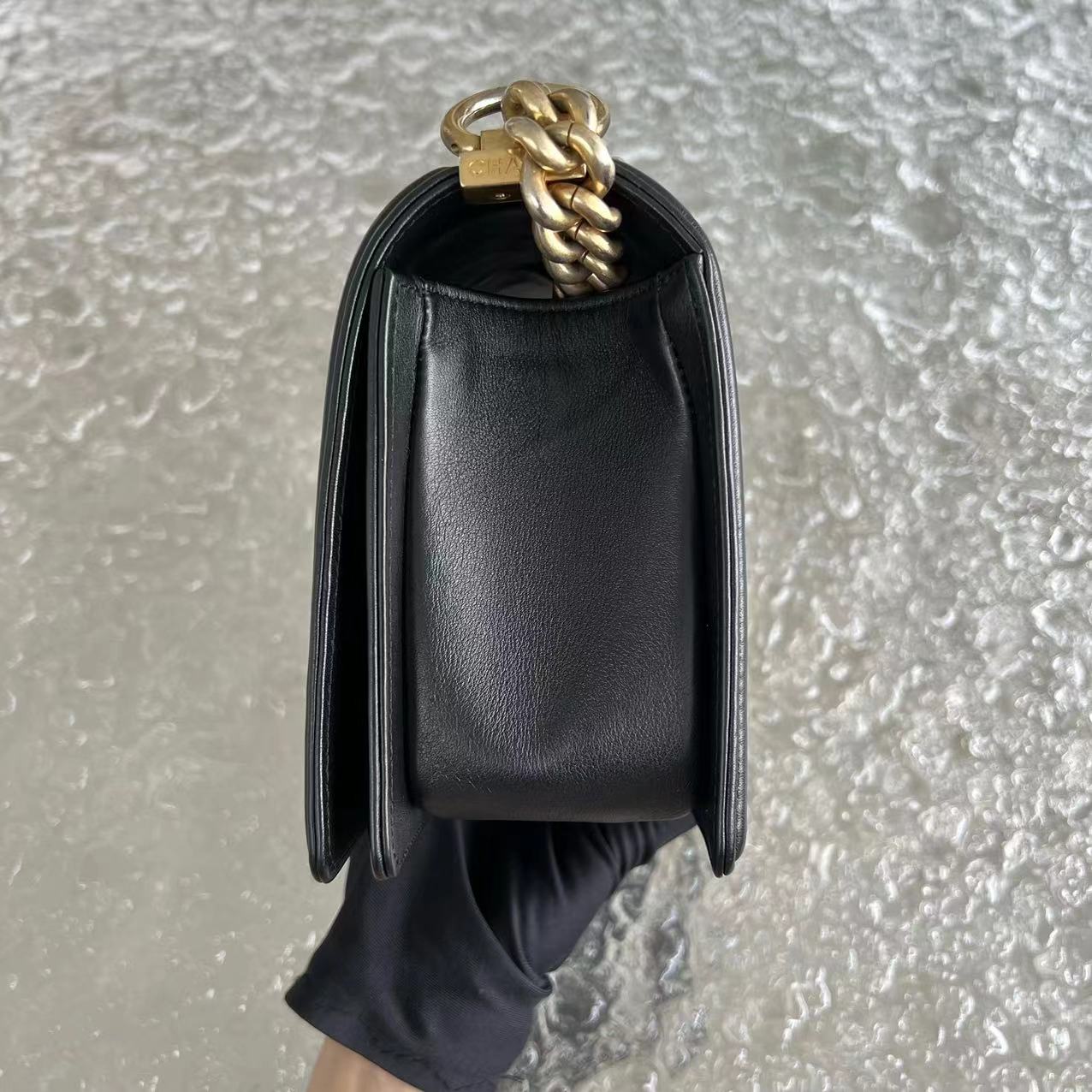 *Calfskin* Boy Old Medium 25CM Quilted Calfskin Black Leboy Golden Hardware Series 20