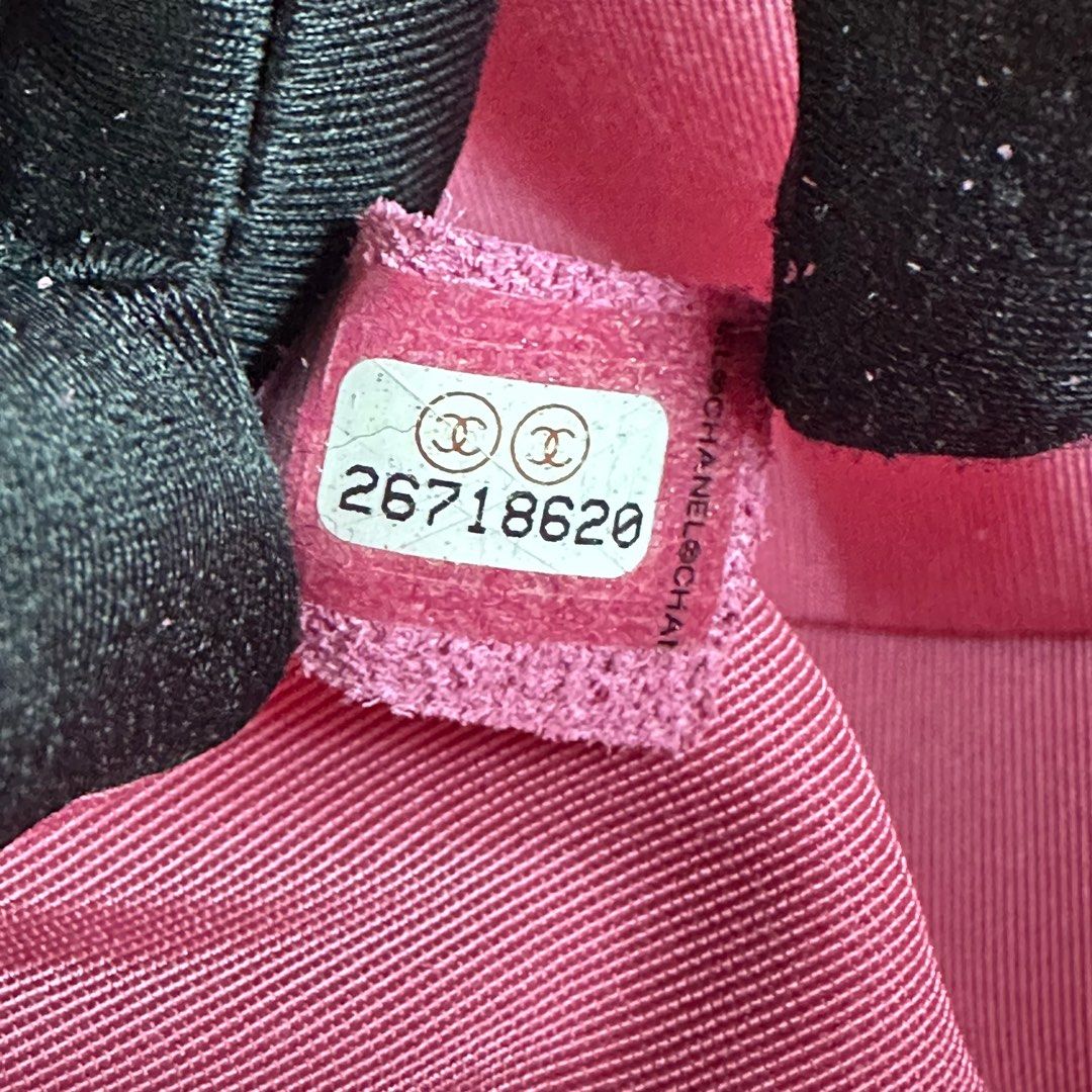 *Calfskin* Boy Old Medium Quilted Smooth Calfskin Pink AGHW No 26