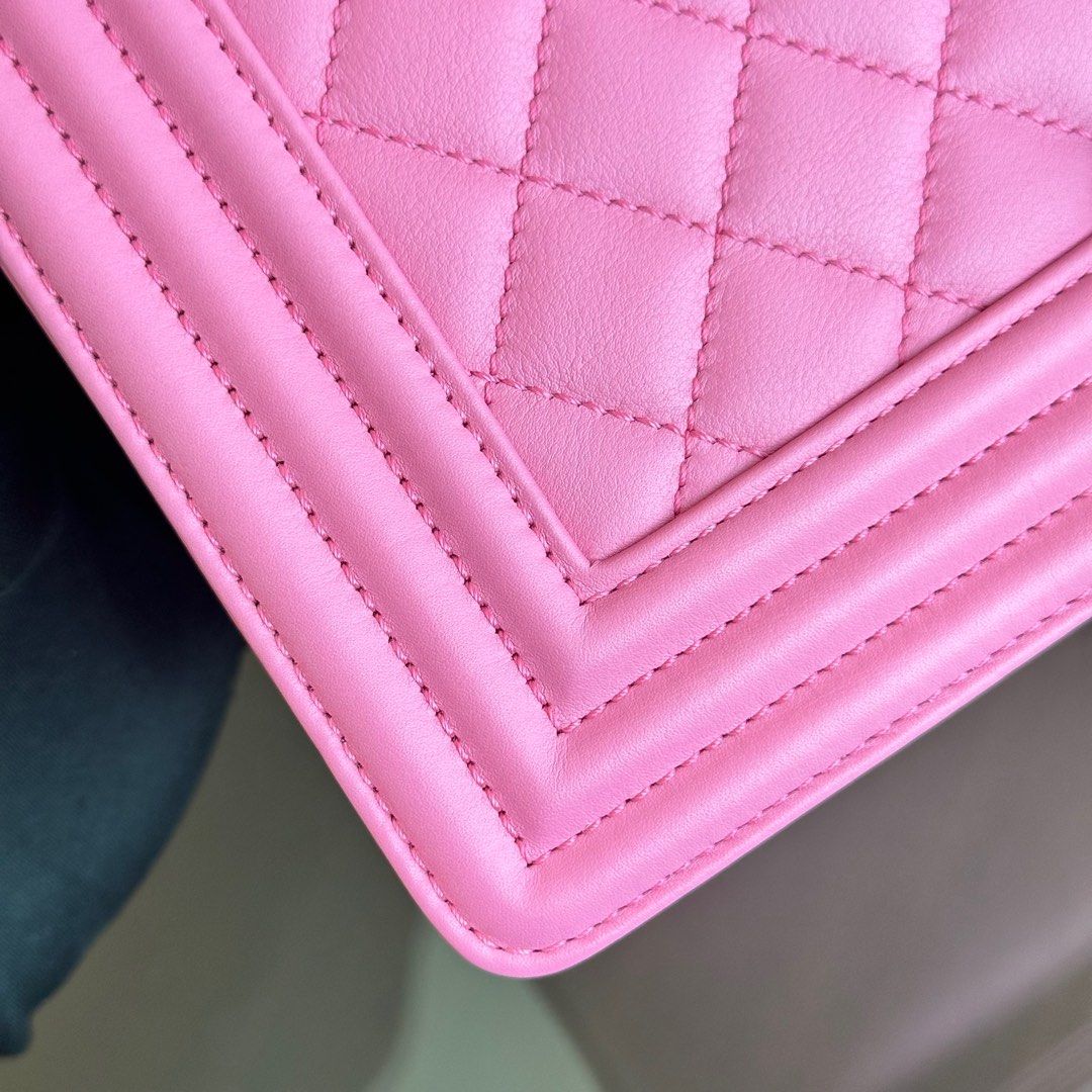 *Calfskin* Boy Old Medium Quilted Smooth Calfskin Pink AGHW No 26