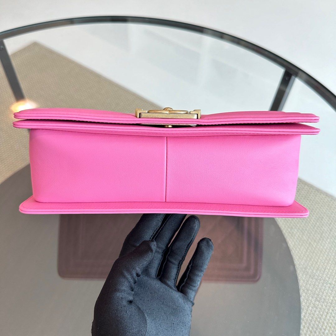 *Calfskin* Boy Old Medium Quilted Smooth Calfskin Pink AGHW No 26