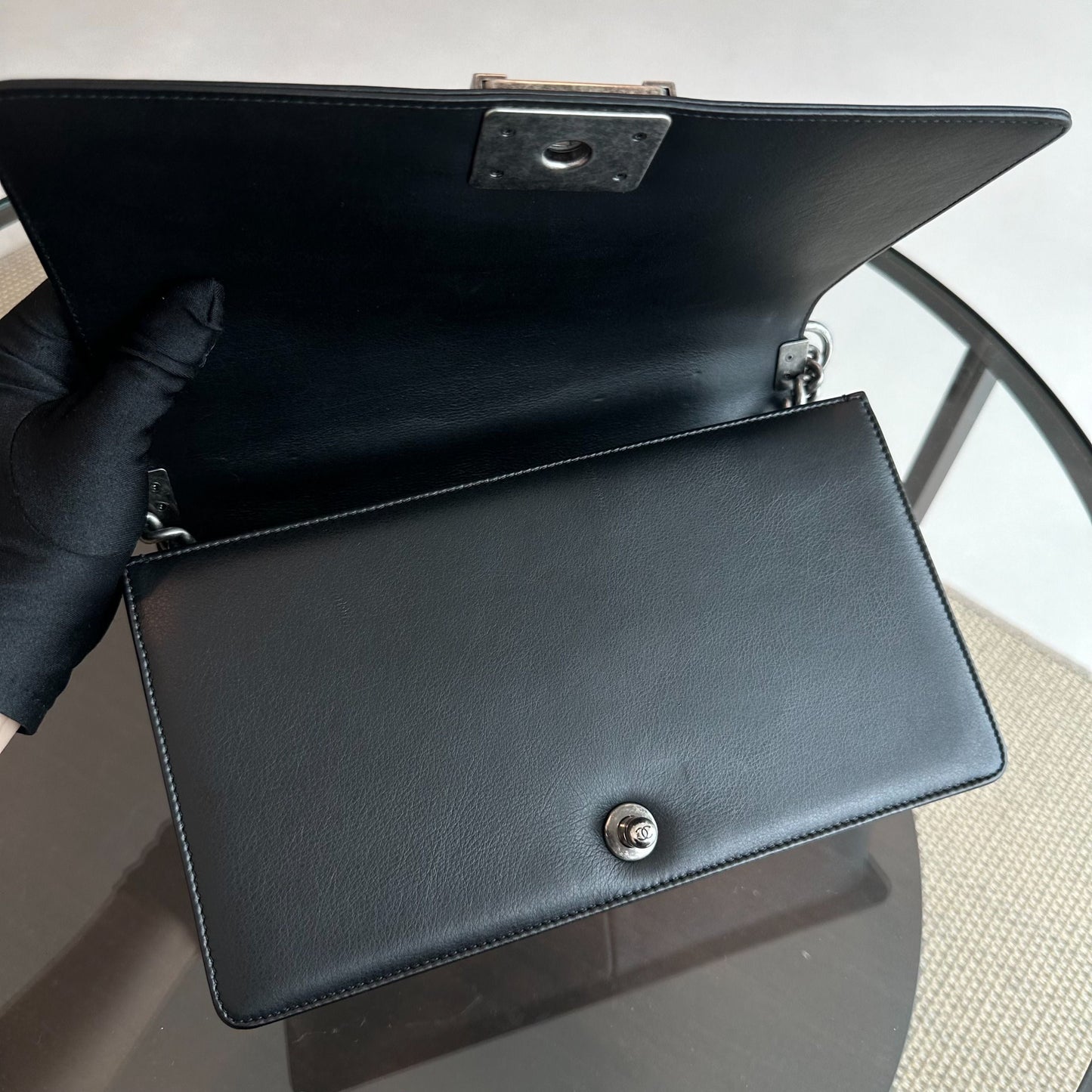 *Calfskin* Calfskin Boy New Medium 28CM Quilted Black Leboy RSHW No 19