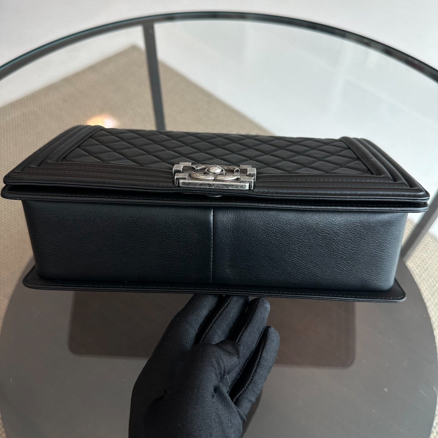 *Calfskin* Calfskin Boy New Medium 28CM Quilted Black Leboy RSHW No 19