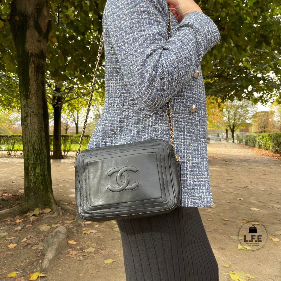 Chanel - Sac Caméra M